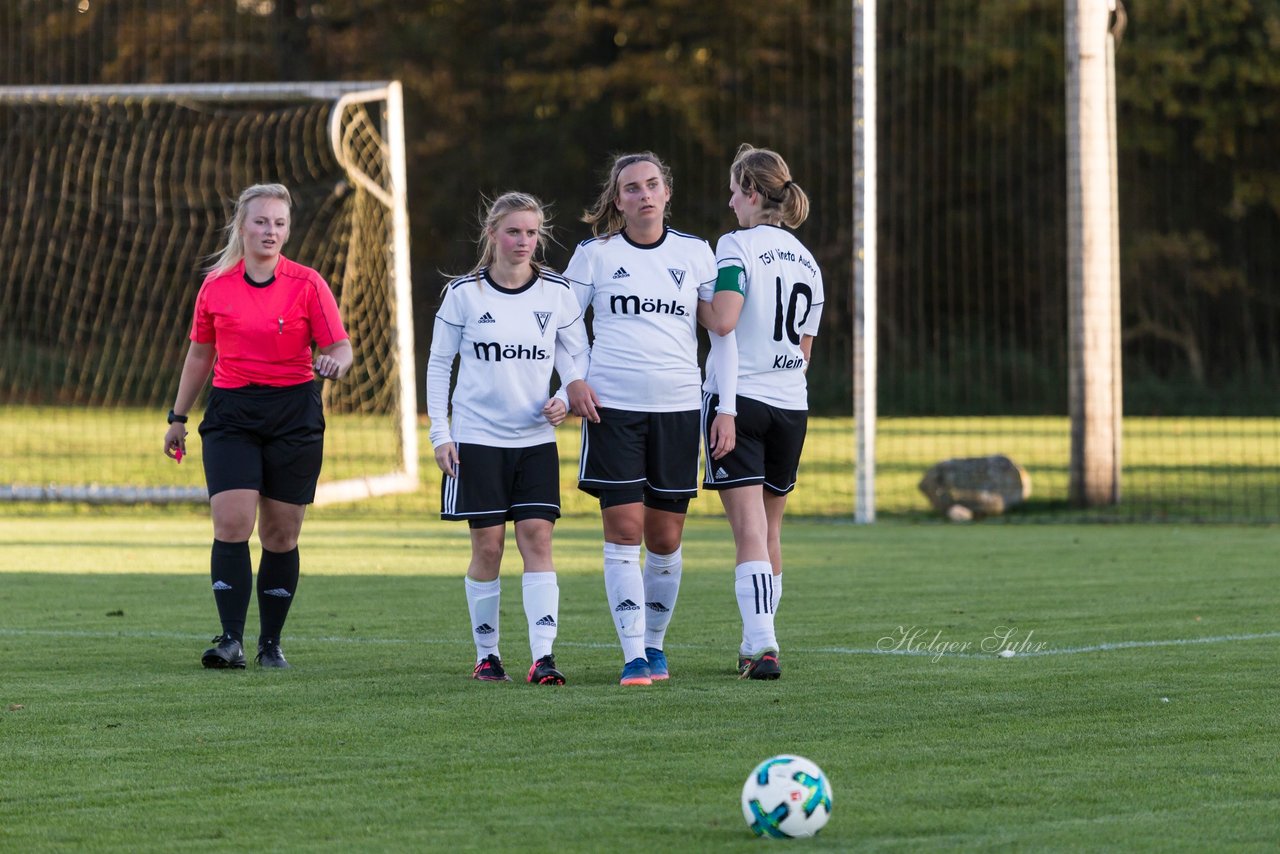 Bild 339 - Frauen TSV Vineta Audorg - SV Friesia 03 Riesum Lindholm : Ergebnis: 2:4